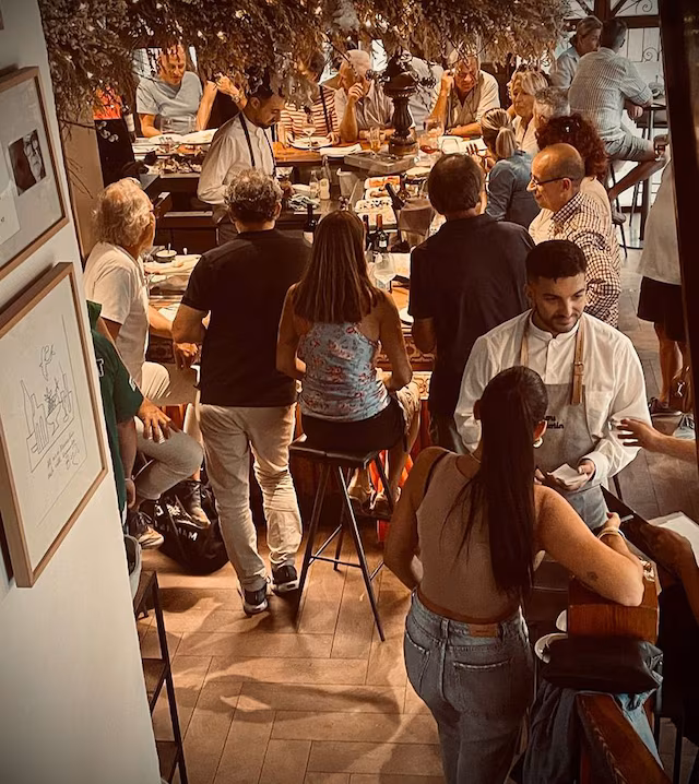 La barra del nou tapas baari