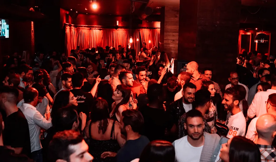 el barrio party alicante